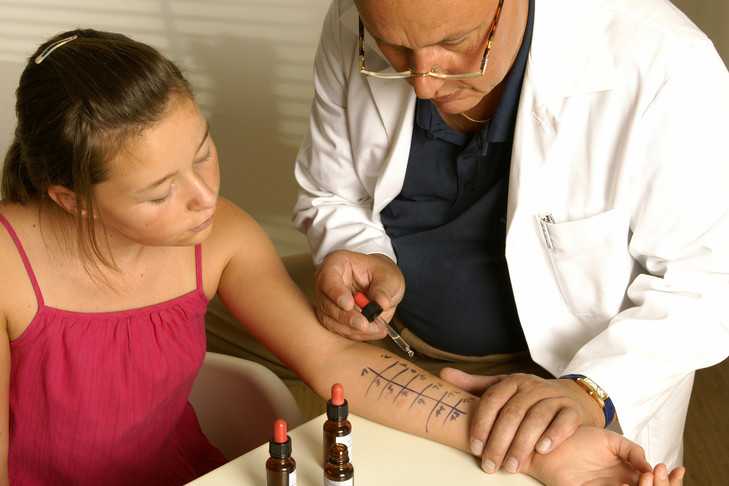 Лекарственная аллергия — схема лечения, диагностика и причины.