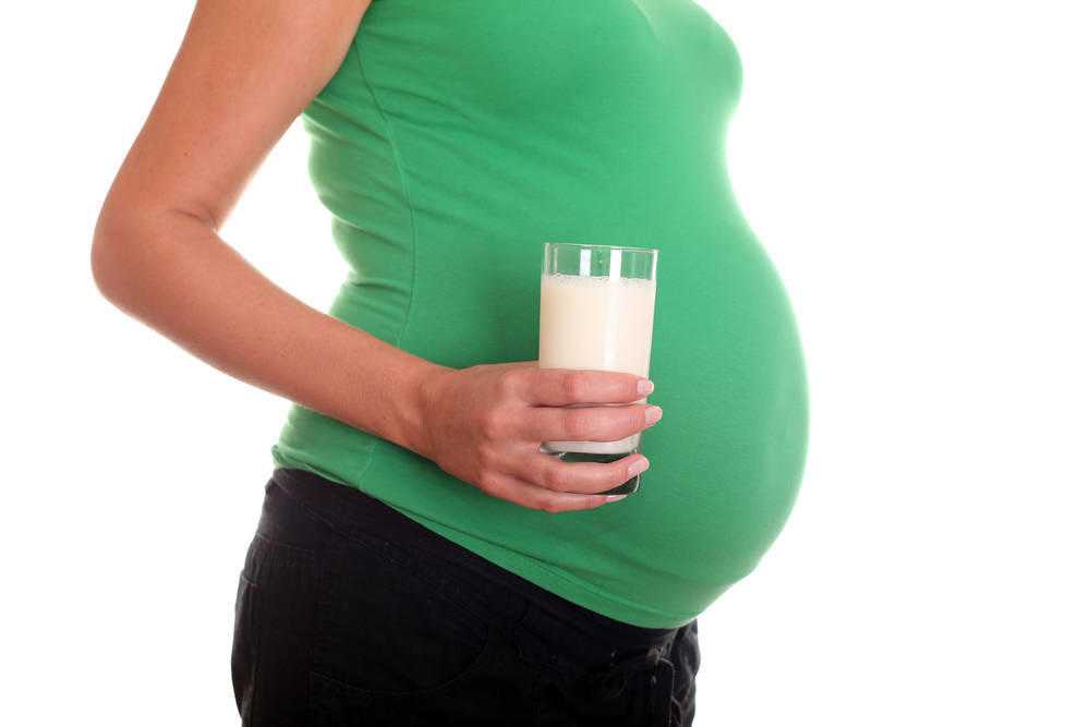 ✅ можно ли беременным молоко: чем полезен продукт и как его употреблять? молоко и молочные продукты при беременности - wokak.ru
