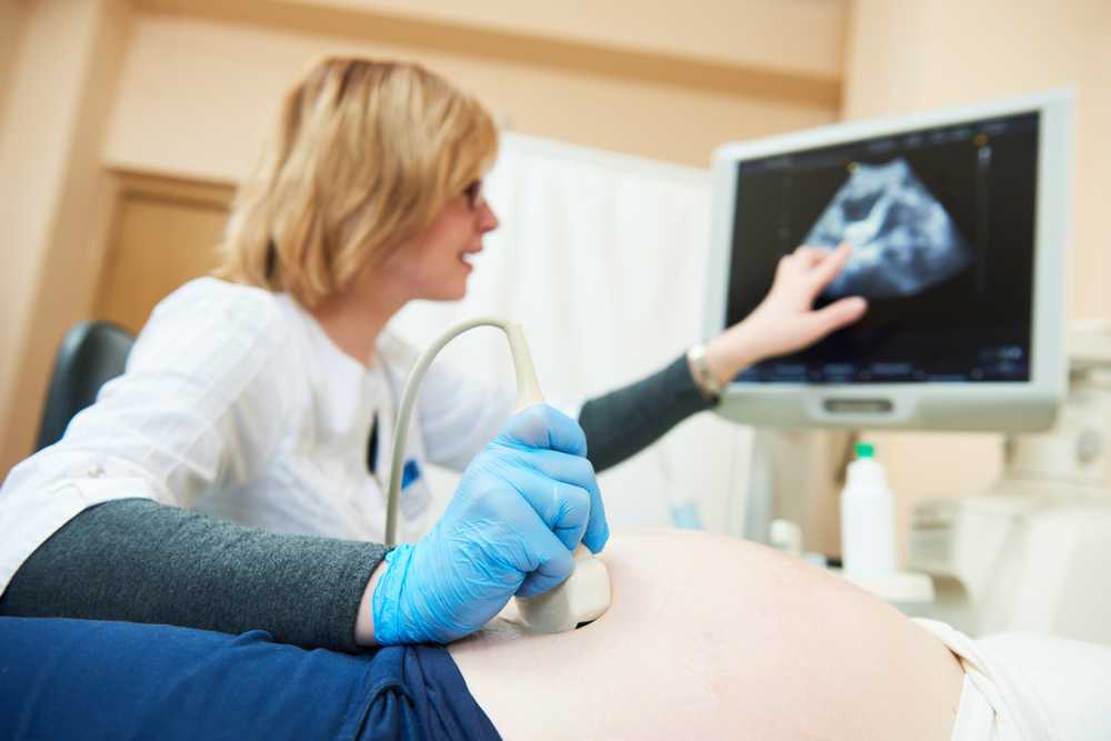 Можно ли проводить лазерную эпиляцию при беременности?