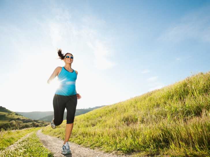 Оздоровительный бег: польза, противопоказания, тренировки